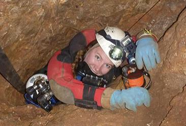 005: Deborah Johnston explores Mammoth Cave, NSW